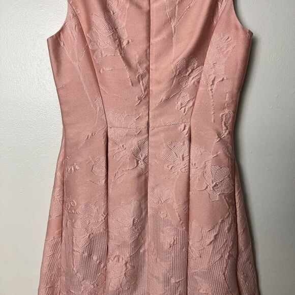 Sold - Picture 4 of 11